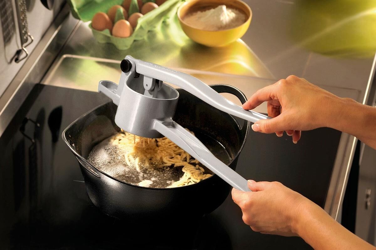 GEFU Kartoffel-/Spätzlepresse SPÄTZLEBOUB