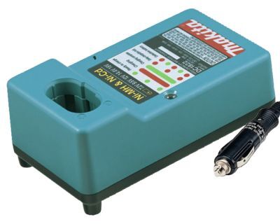 Makita Autoladegerät DC1822, NI-MH, 7,2–18 V Ni-MH • 7,2V-14,4 V • DC1822